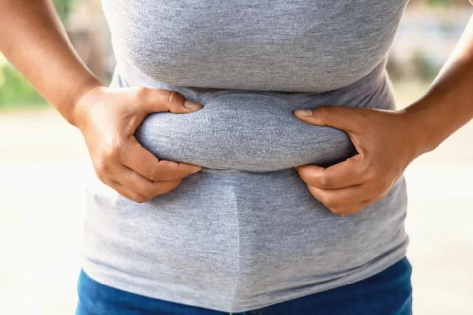 أفضل كريم تنحيف وشد البطن